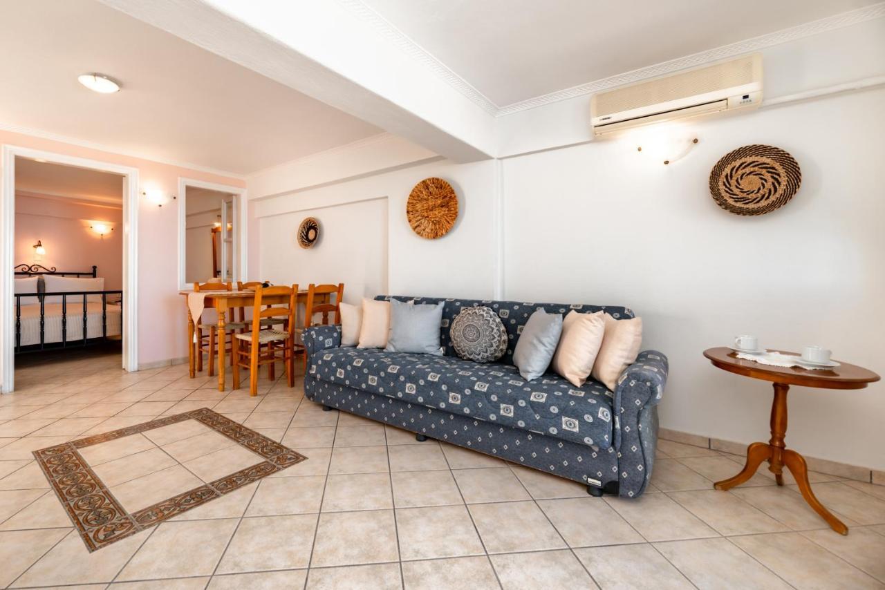 Villa By Hotel Thira Фира Екстериор снимка