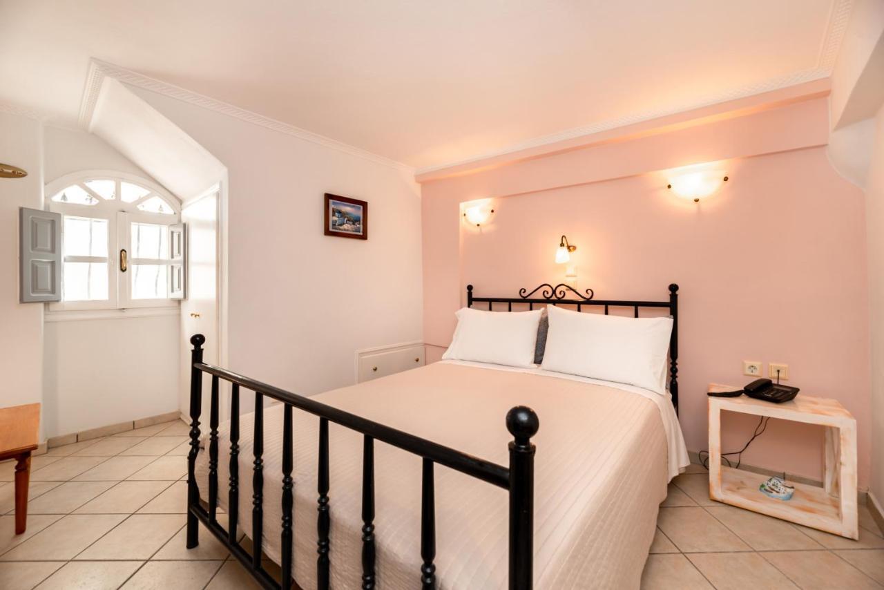 Villa By Hotel Thira Фира Екстериор снимка