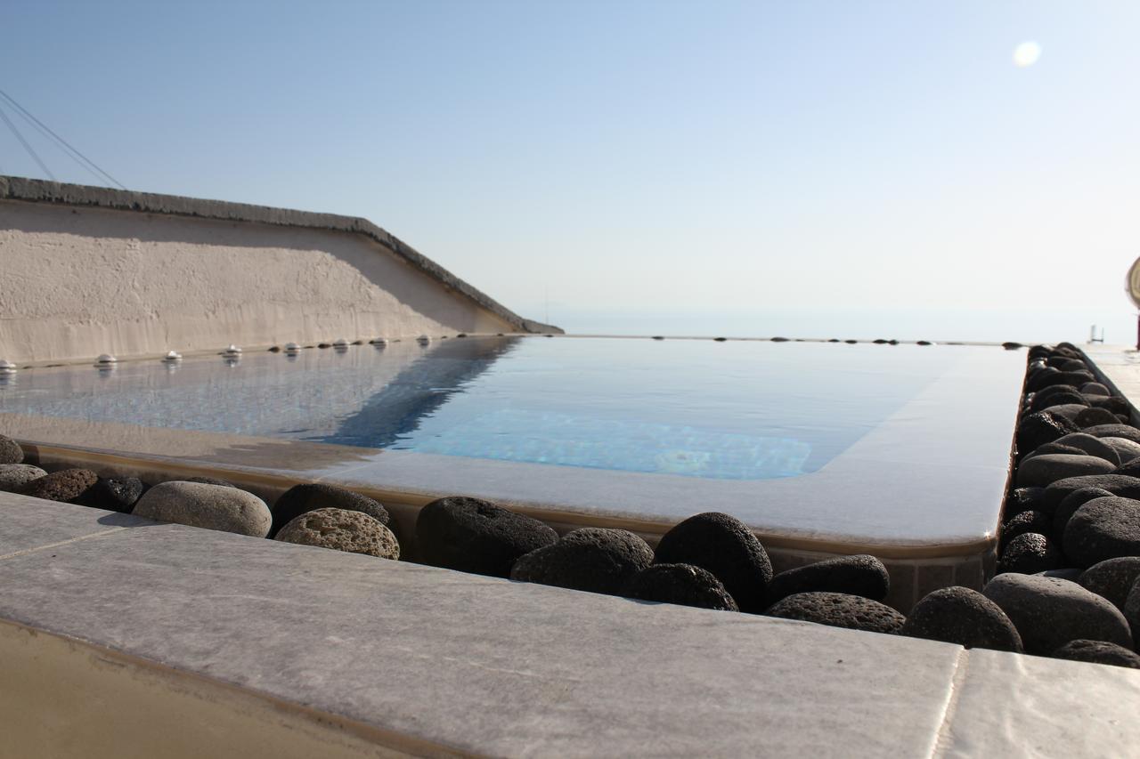 Villa By Hotel Thira Фира Екстериор снимка